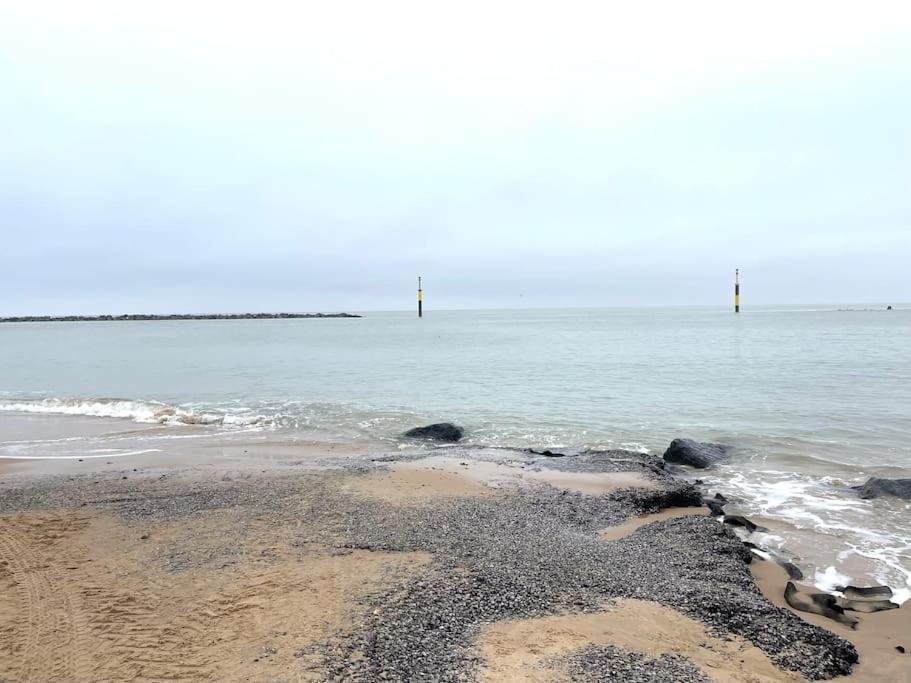 Вілла Coastal Terrace Dogs Welcome Optional Hot Tub Sea Palling Екстер'єр фото